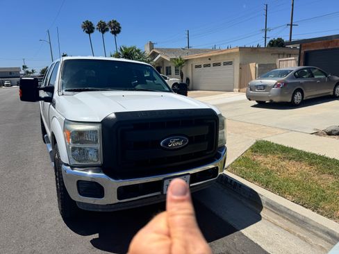 Used 2014 Ford F250 XL w/ Power Equipment Group RWD image 5