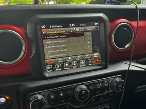 Used 2019 Jeep Wrangler Unlimited Rubicon AWD/4WD image 11