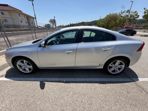 Used 2015 Volvo S60 T5 Premier w/ Convenience Package FWD image 1