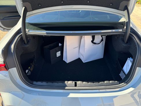 Used 2021 BMW M4 Competition w/ Executive Package image 5