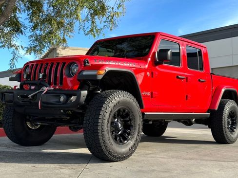 Used 2020 Jeep Gladiator Launch Edition image 8