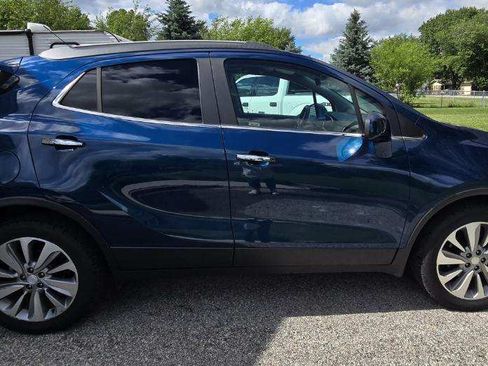 Used 2020 Buick Encore Preferred FWD image 2