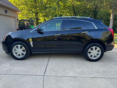 Used 2012 Cadillac SRX Luxury FWD image 22