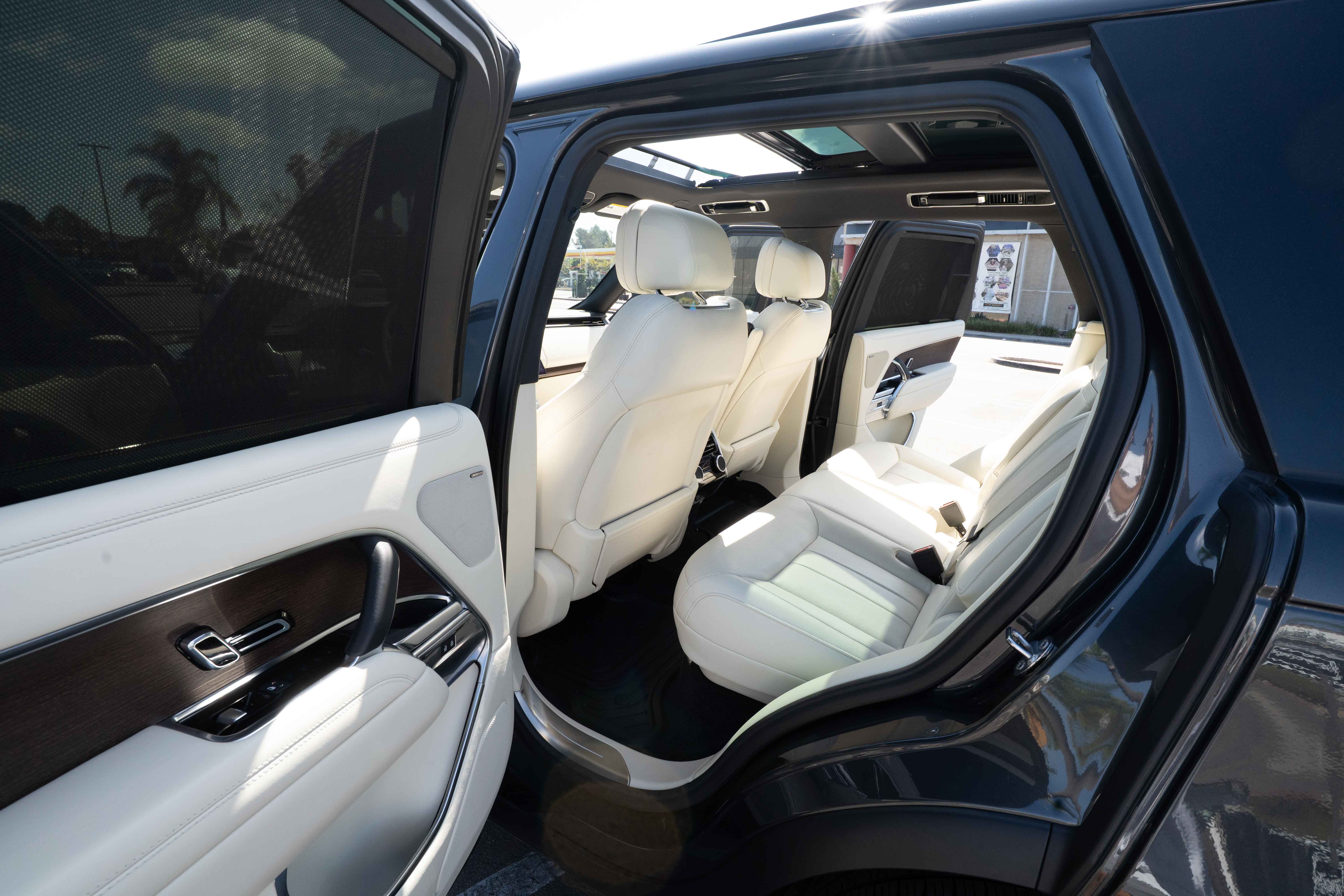 Used 2023 Land Rover Range Rover SE AWD/4WD image 20