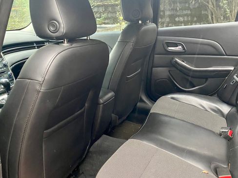 Used 2015 Chevrolet Malibu LT image 17