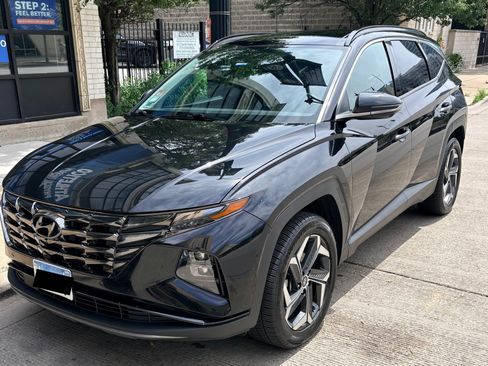 Used 2022 Hyundai Tucson Limited AWD/4WD image 1