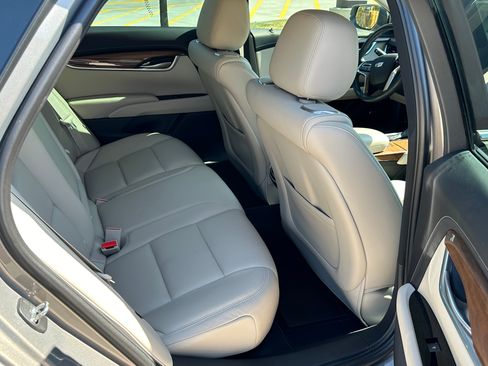 Used 2018 Cadillac XTS Premium Luxury image 20