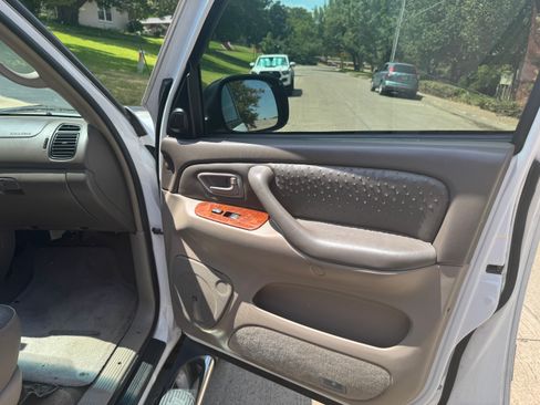 Used 2005 Toyota Tundra Limited RWD image 23