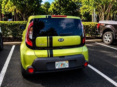 Used 2015 Kia Soul FWD image 5