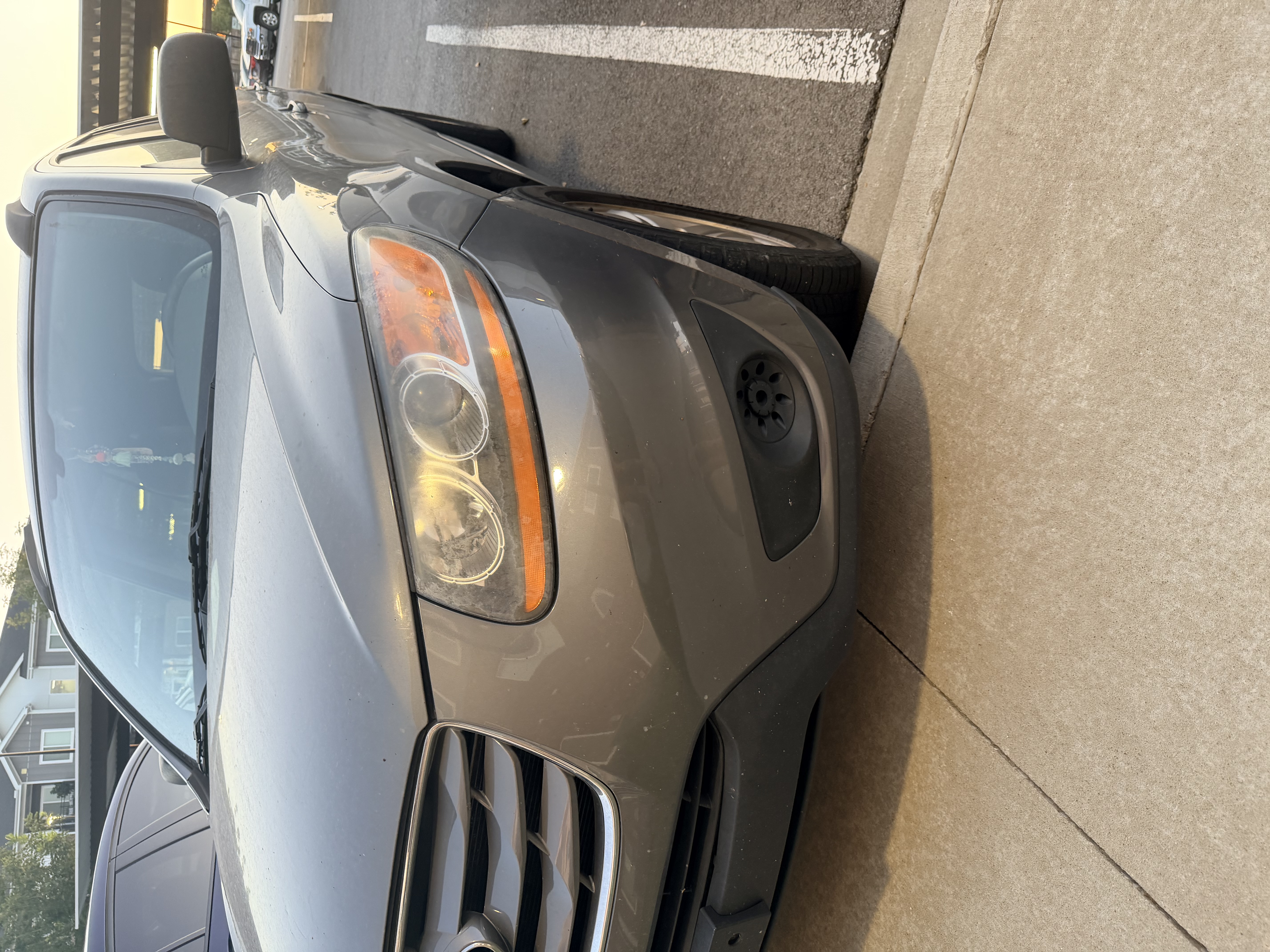 Used 2010 Hyundai Santa Fe GLS FWD image 11