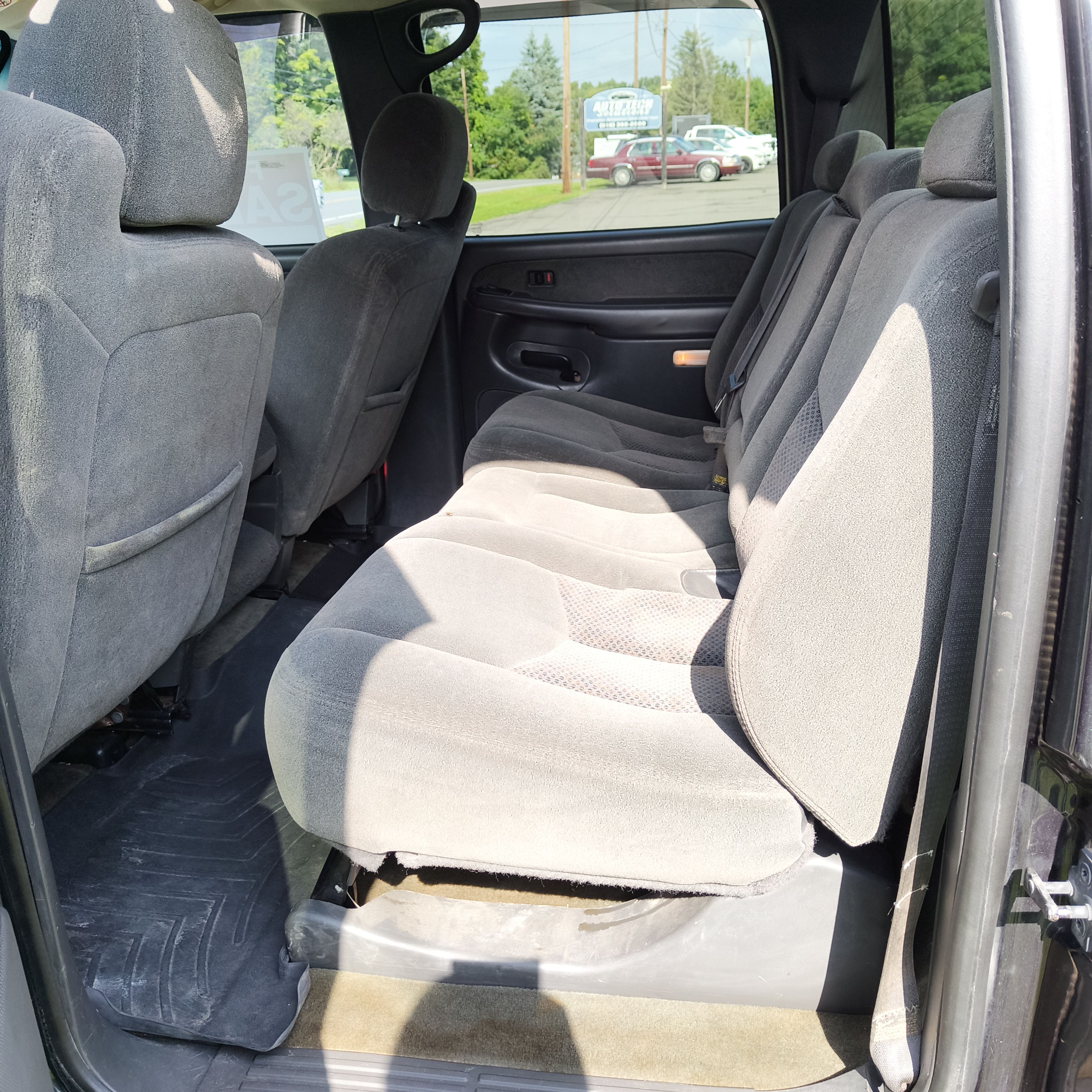 Used 2003 Chevrolet Silverado 2500 LS AWD/4WD image 6