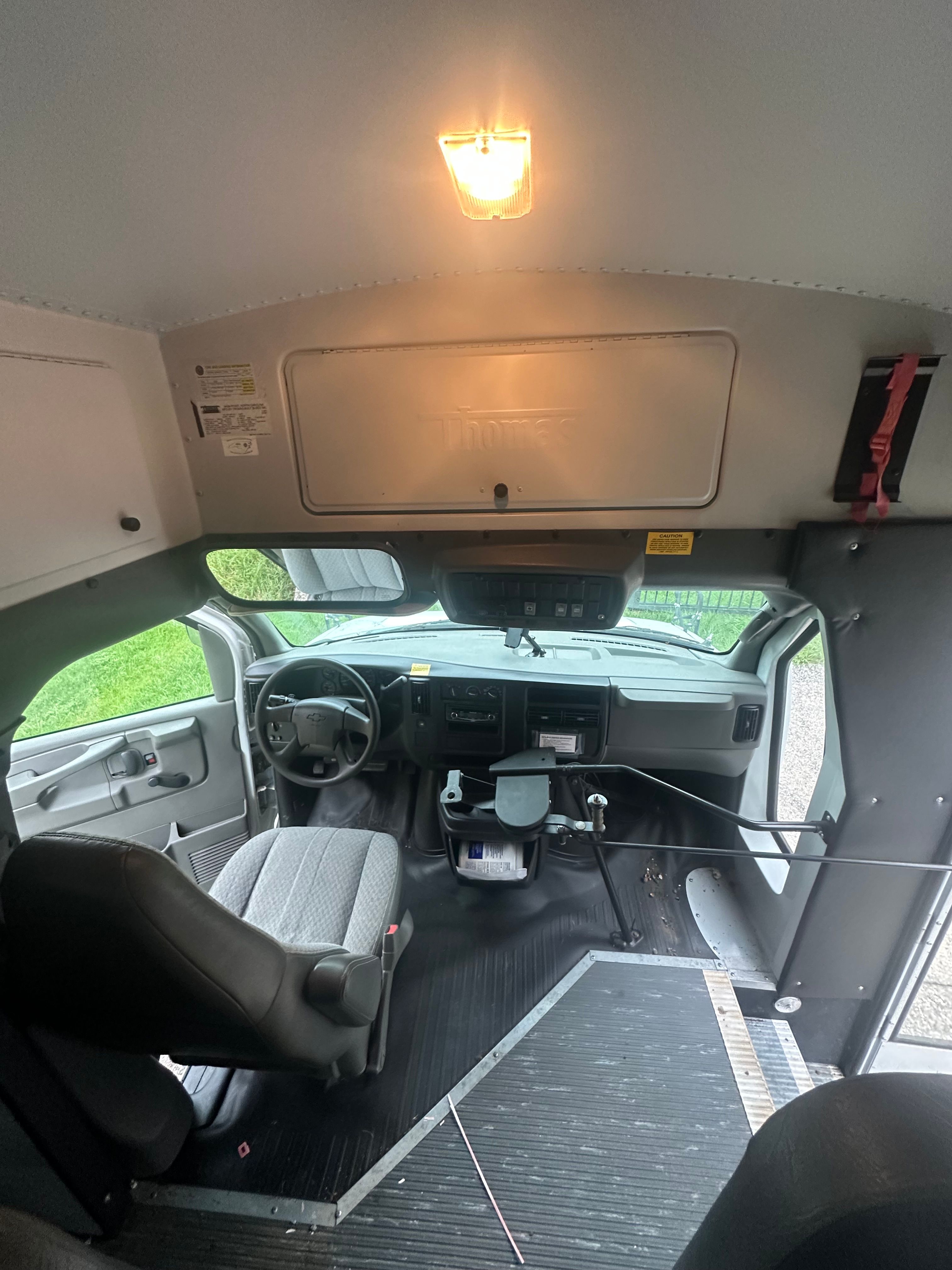 Used 2007 Chevrolet Express 3500 w/ School Bus Package RWD image 8