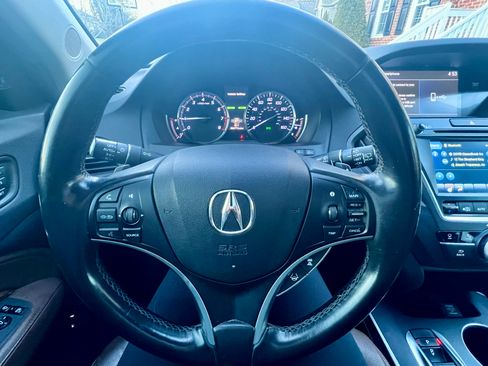 Used 2020 Acura MDX SH-AWD w/Technology Pkg Sport image 11
