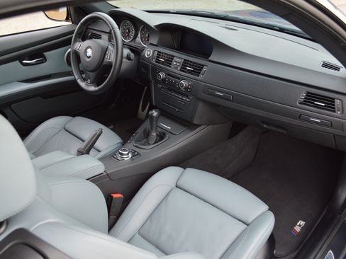 Used 2011 BMW M3 Coupe image 23