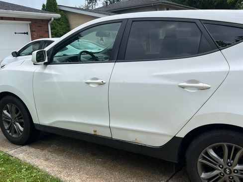Used 2015 Hyundai Tucson GLS FWD image 2