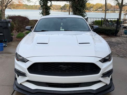 Used 2020 Ford Mustang Coupe w/ Equipment Group 101A RWD image 6