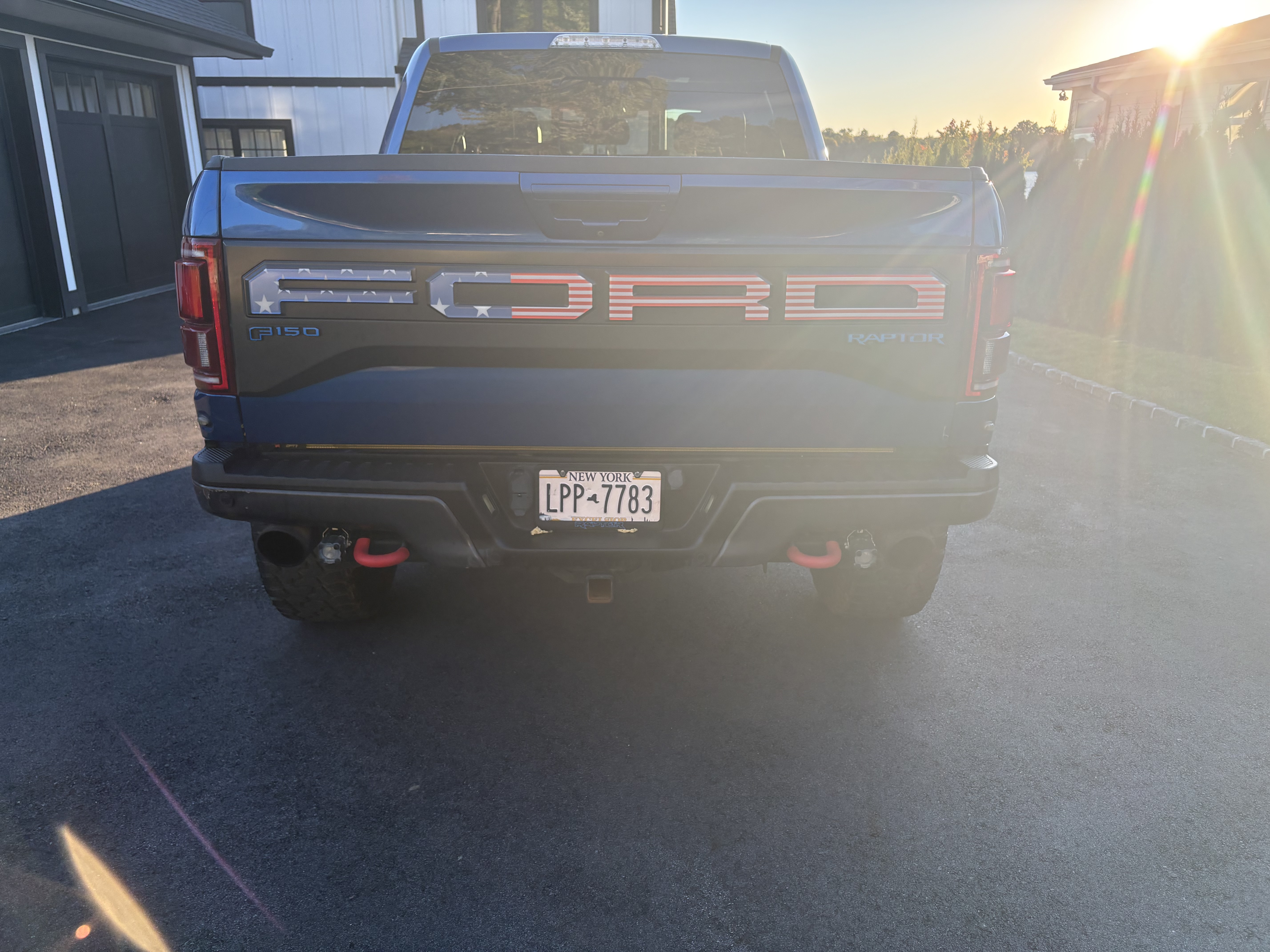 Used 2018 Ford F150 Raptor w/ Equipment Group 802A Luxury AWD/4WD image 5