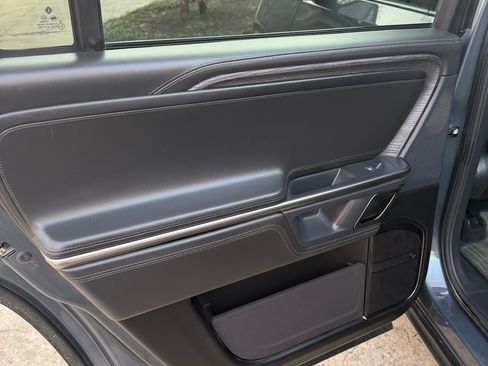 Used 2023 Rivian R1S Adventure image 2