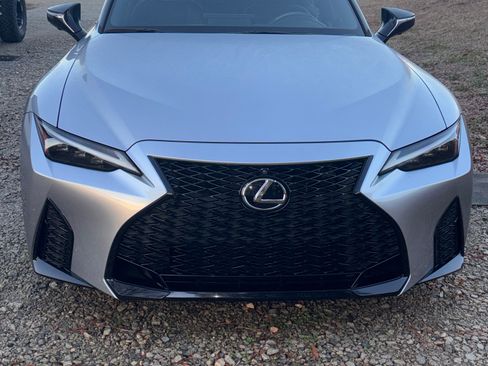 Used 2022 Lexus IS 350 F Sport image 7
