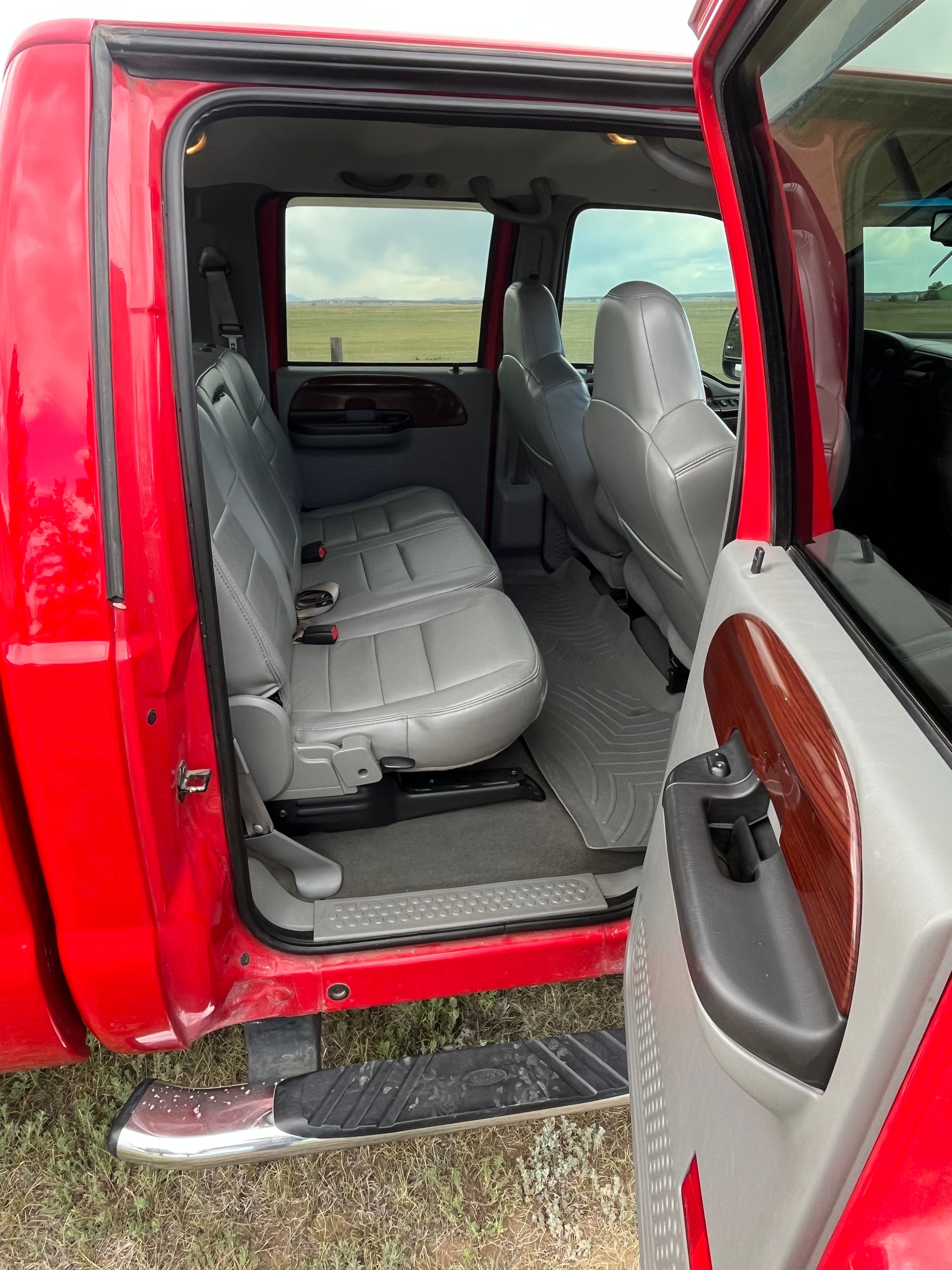 Used 2007 Ford F350 Lariat AWD/4WD image 10