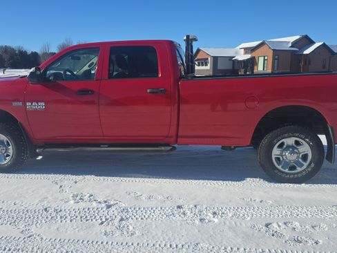 Used 2018 RAM 2500 Tradesman w/ Chrome Appearance Group image 5