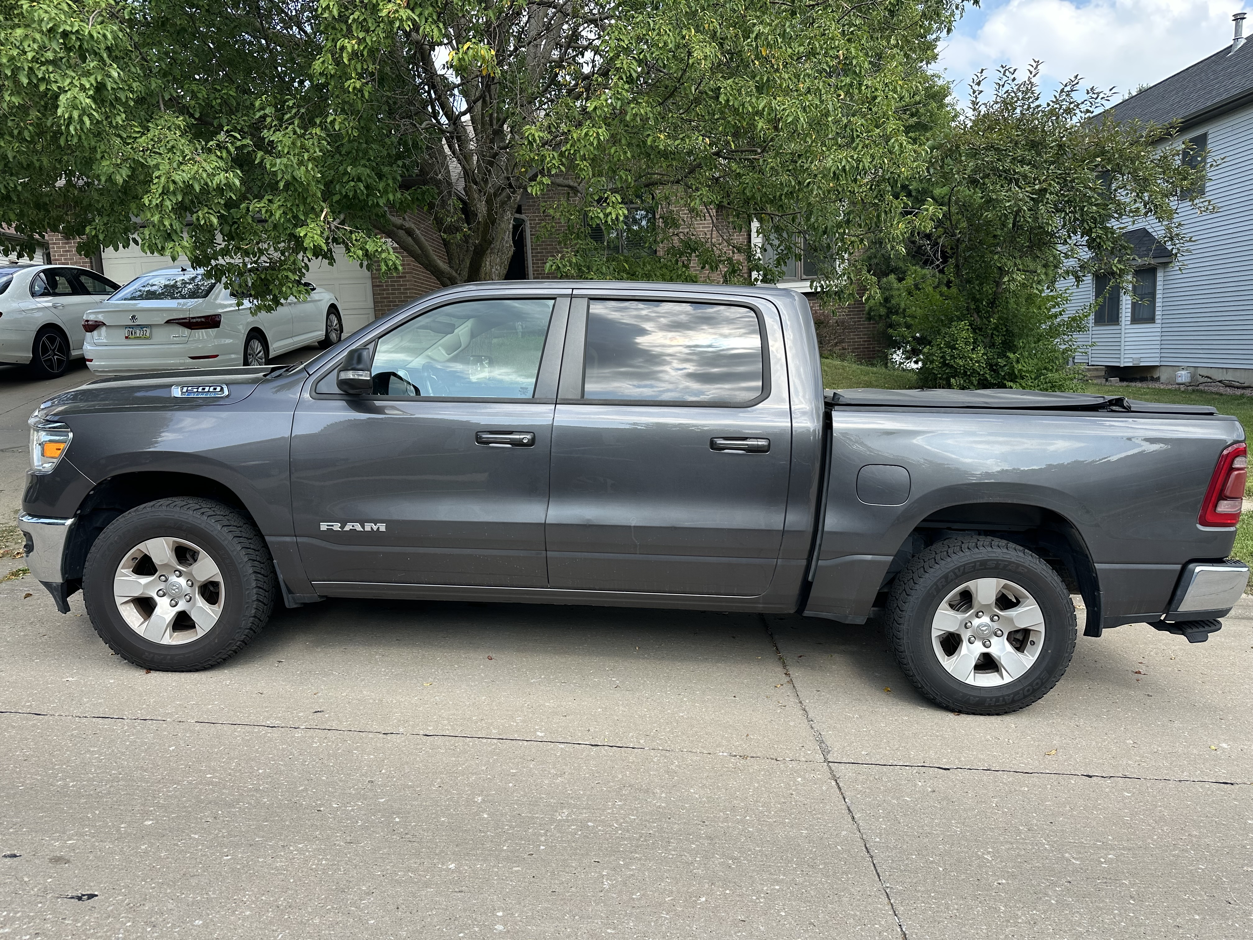 Used 2021 RAM 1500 Big Horn AWD/4WD image 4