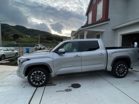 Used 2024 Toyota Tundra Limited image 1