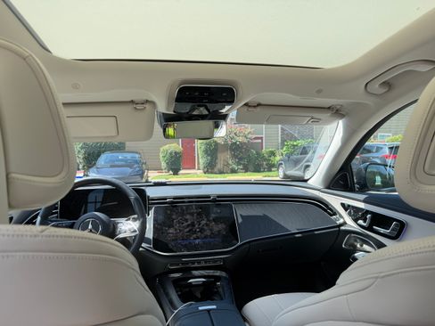 Used 2026 Mercedes-Benz E 350 Sedan image 18