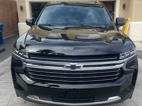 Used 2021 Chevrolet Suburban LT w/ Rear Media and Nav Package image 2