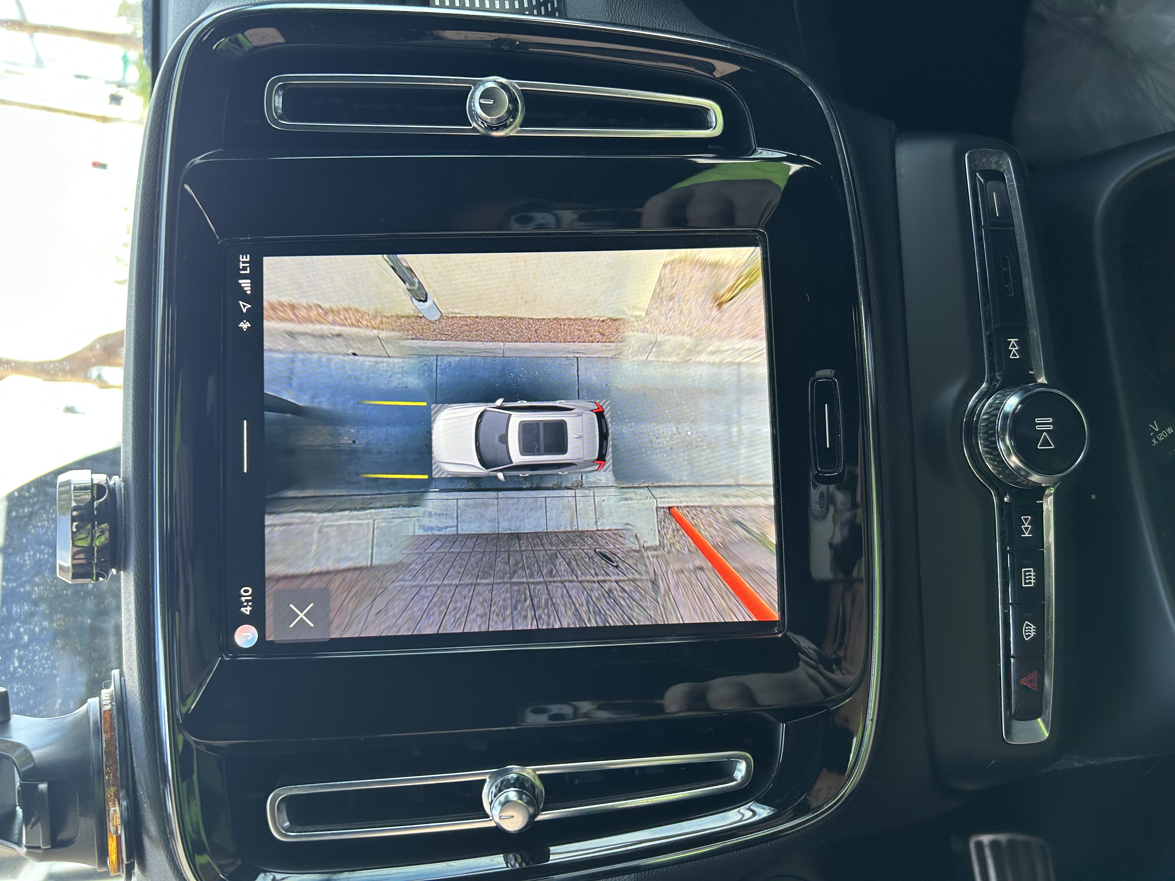 Used 2022 Volvo XC40 P8 Recharge Ultimate AWD/4WD image 15