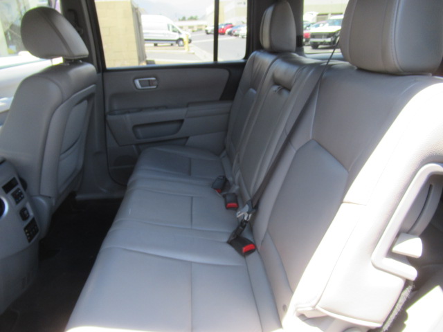 Used 2012 Honda Pilot EX-L image 17
