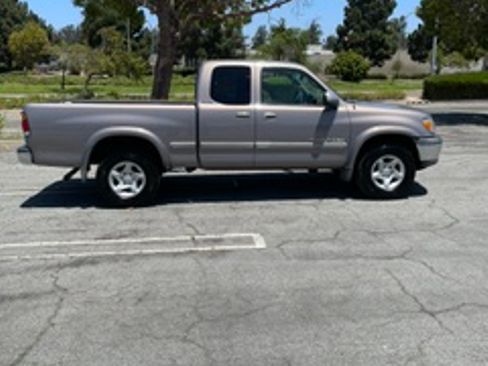 Used 2000 Toyota Tundra Limited RWD image 6