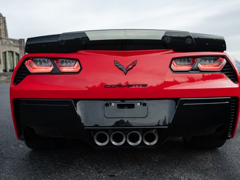 Used 2016 Chevrolet Corvette Z06 w/ 3LZ Preferred Equipment Group image 13