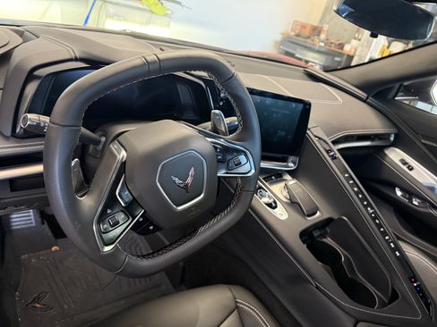 Used 2023 Chevrolet Corvette Stingray Coupe image 11