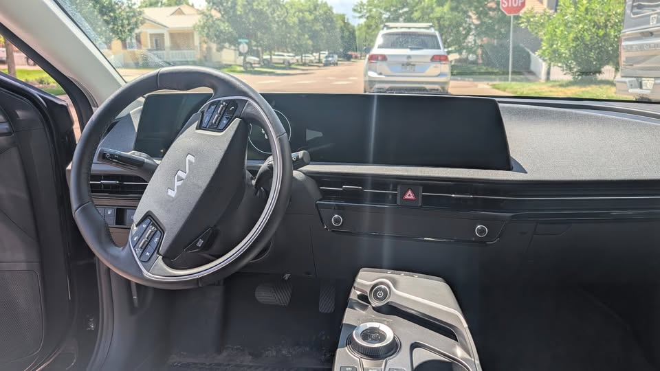 Used 2024 Kia EV6 Light AWD/4WD image 15