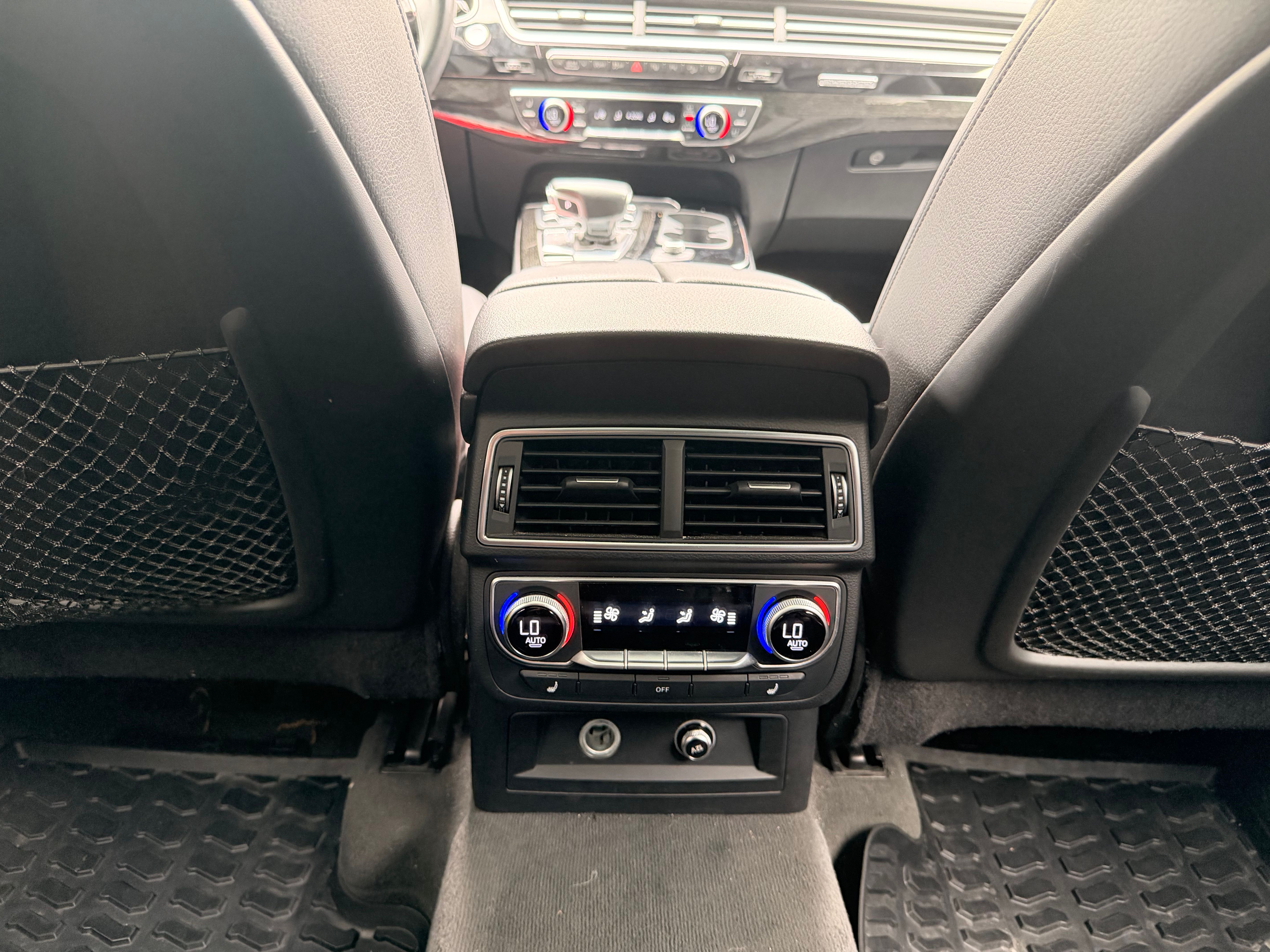 Used 2019 Audi Q7 3.0T Premium Plus w/ Premium Plus Package AWD/4WD image 9