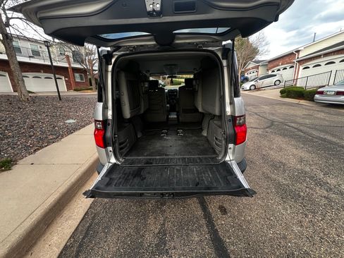 Used 2011 Honda Element EX image 10