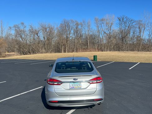 Used 2017 Ford Fusion Titanium image 10