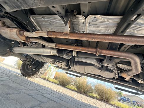 Used 2018 Toyota Tundra SR5 w/ SR5 Upgrade Package image 30