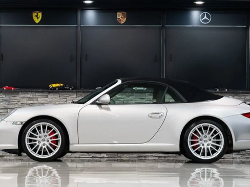Used 2009 Porsche 911 Carrera S image 2