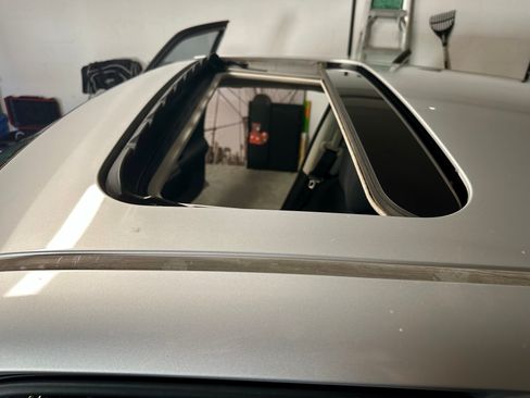 Used 2013 Nissan Juke SV w/ Interior Illumination Pkg image 14