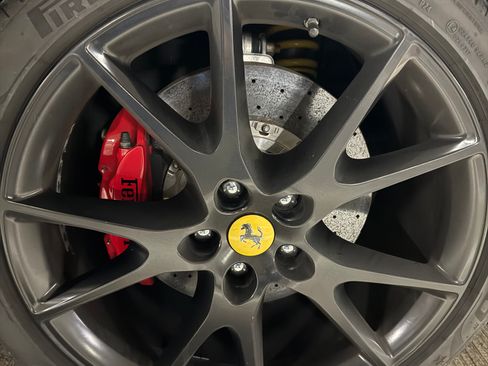 Used 2012 Ferrari California image 13