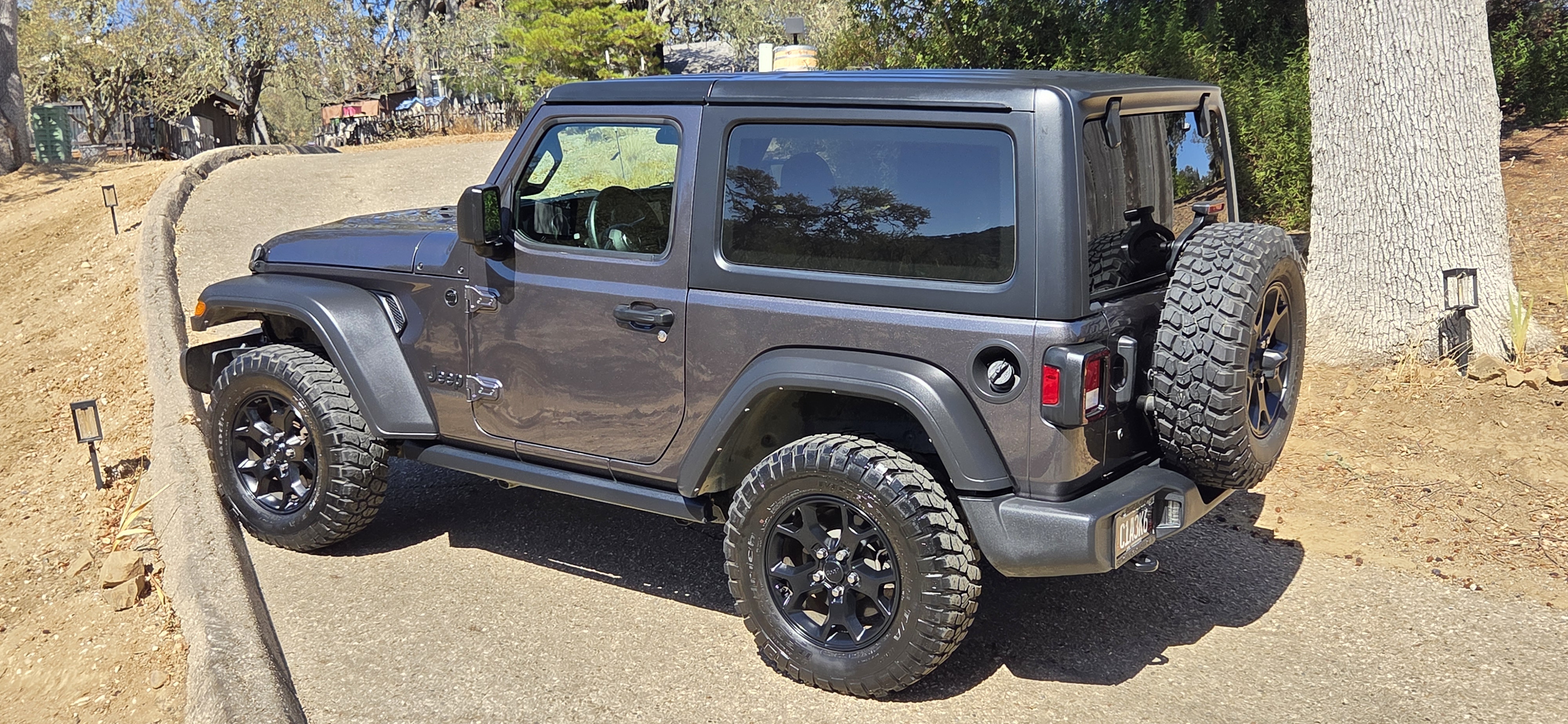 Used 2022 Jeep Wrangler Sport AWD/4WD image 8