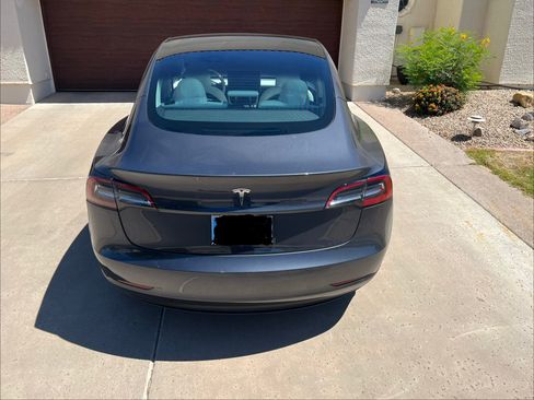Used 2023 Tesla Model 3 Standard Range RWD image 12