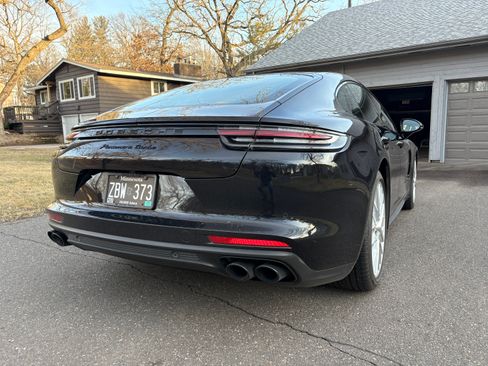 Used 2018 Porsche Panamera Turbo AWD/4WD image 16