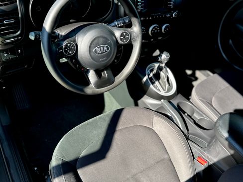 Used 2016 Kia Soul image 10