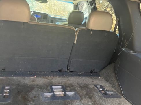 Used 2002 Chevrolet Tahoe LT image 10