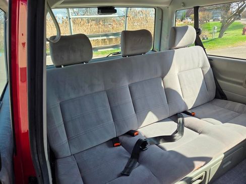 Used 1999 Volkswagen Eurovan MV image 5