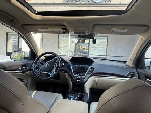 Used 2017 Acura MDX Sport Utility 4D image 9