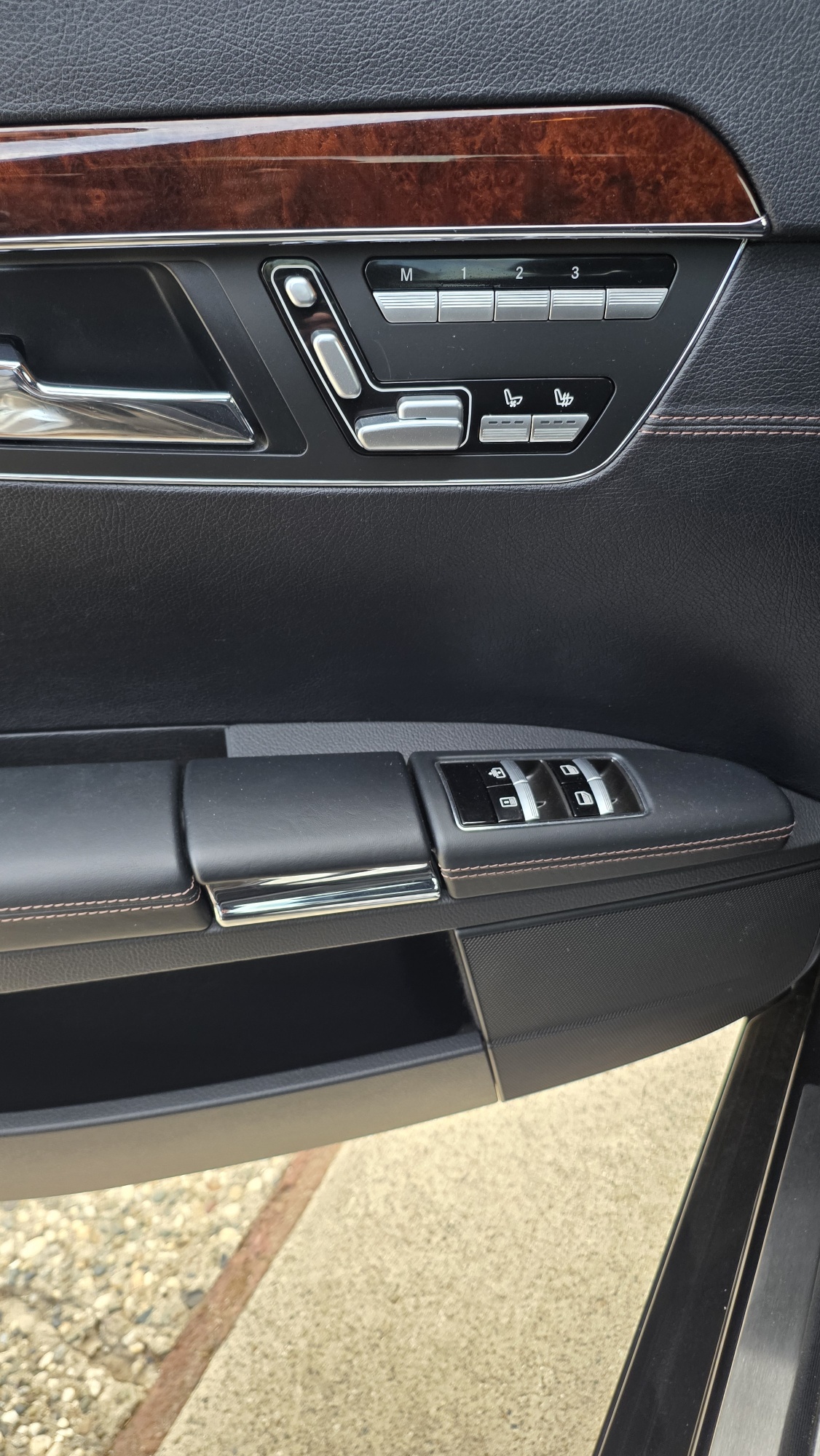 Used 2011 Mercedes-Benz S 63 AMG image 20